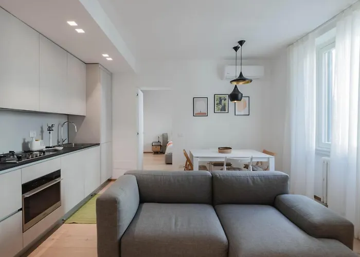 Easylife - Moderno Bilocale A Due Passi Dai Bastioni Di Porta Venezia E Dallo Splendido Parco Cittadino Indro Montanelli